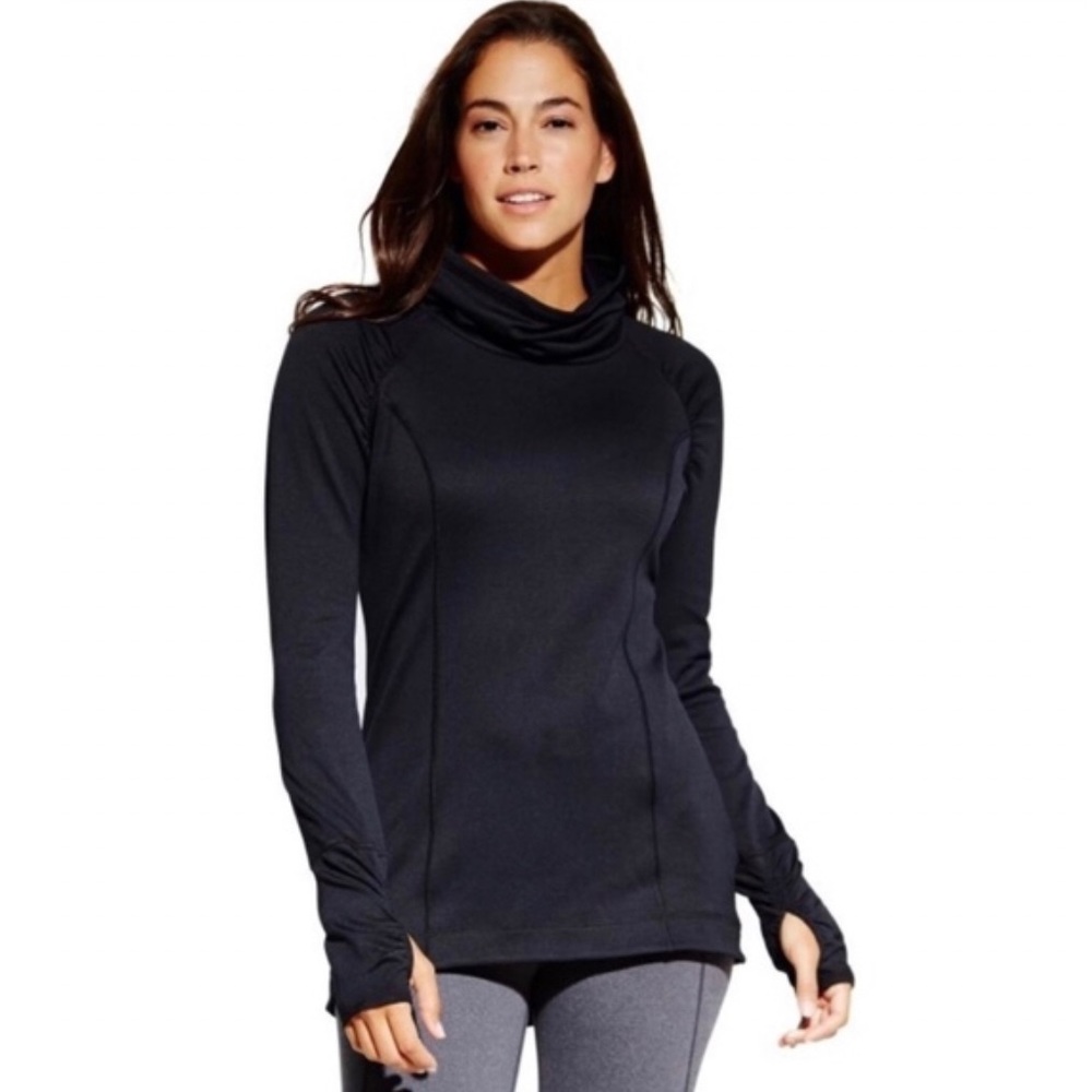 CALIA by Carrie Underwood cold weather top